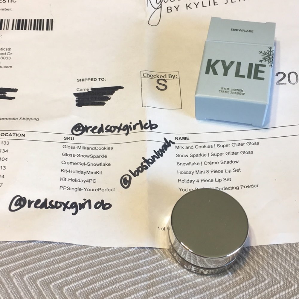 Brand New Kylie Creme Eyeshadow in Snowflake